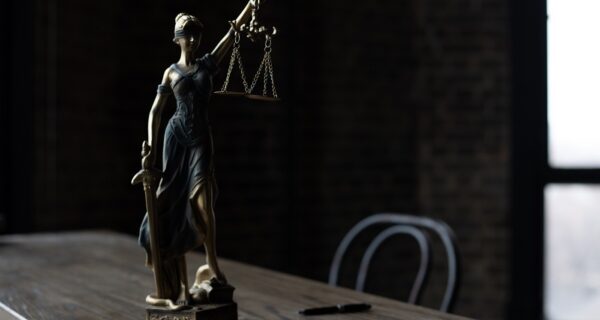 prejudiciu avocat prejudiciu avocat